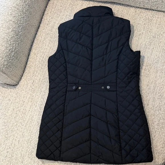 Weatherproof Women's Quilted Black Vest - Picture 4 of 5